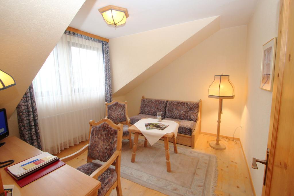 Parkhotel Emstaler Hoehe Bad Emstal Exterior photo